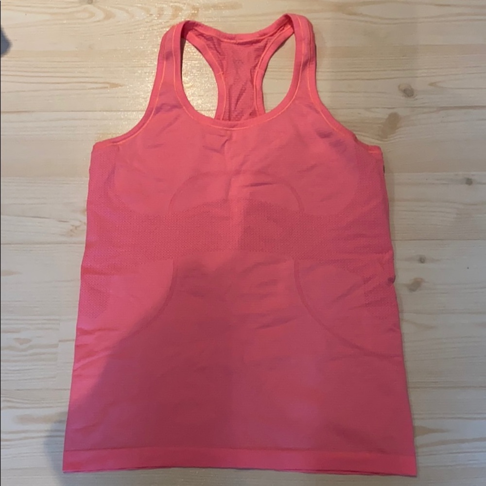 Lululemon Swiftly Tech Raserback